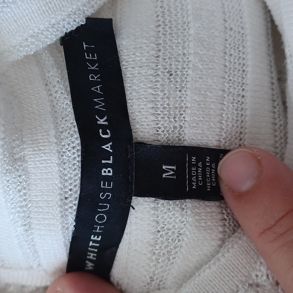 White House Black Market Top - Picture 11 of 11